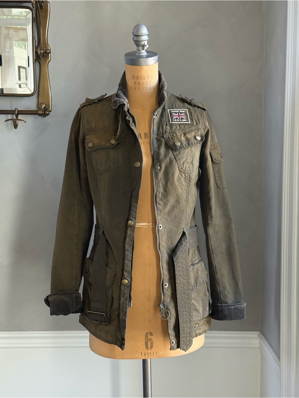 Limited Edition Amelia Earhart Barbour Jacket - Picture 2 of 8